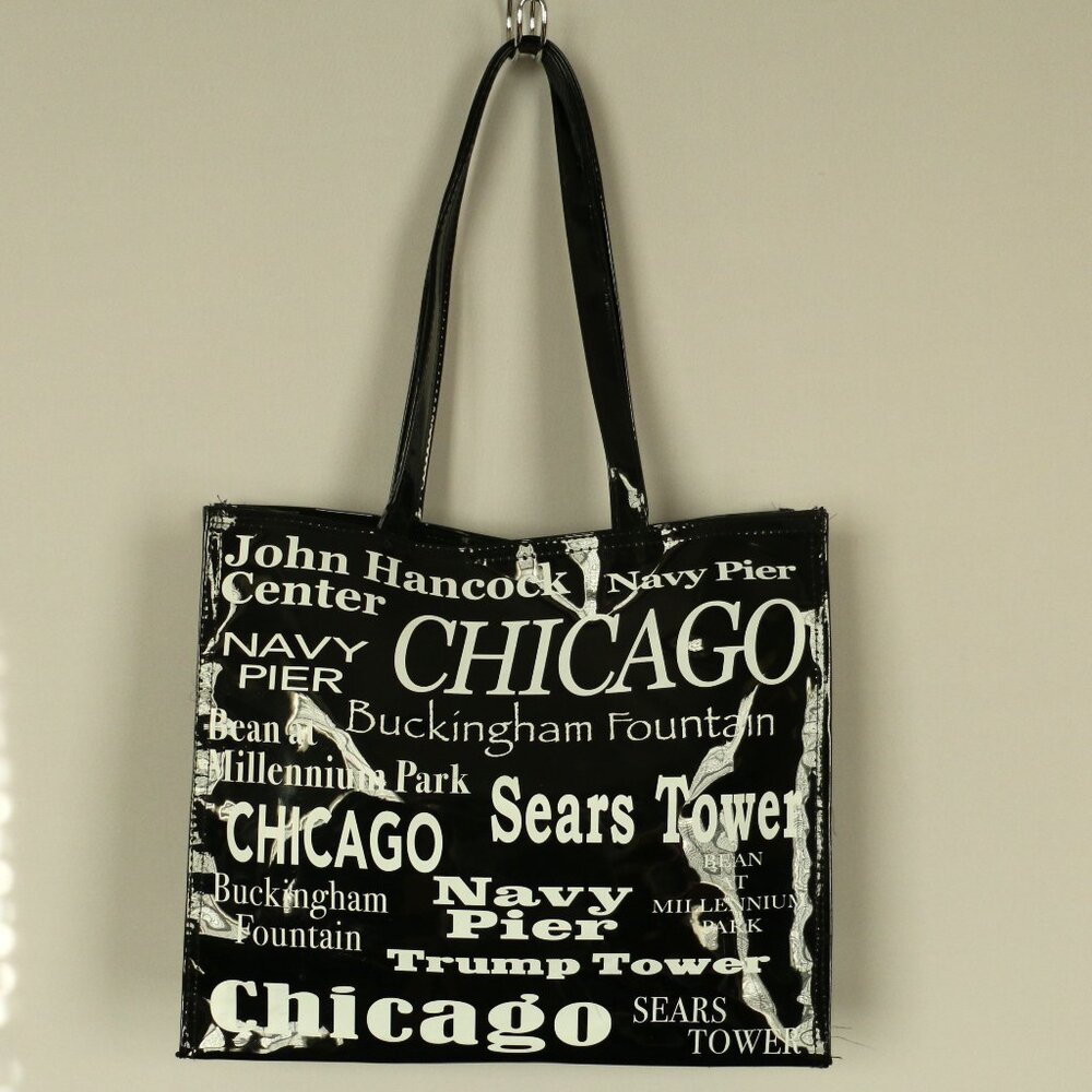 Chicago Landmark Vinyl Tote Bag, Shopping Bag, Souvenir Tote, Black and White - Picture 3 of 10